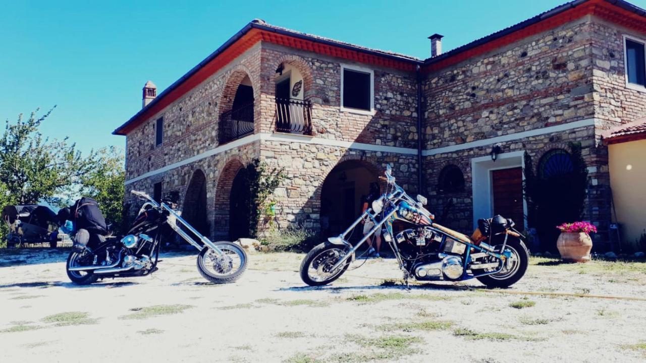 Podere Il Sasso บาร์เบริโน ดิ มูเจลโล ภายนอก รูปภาพ