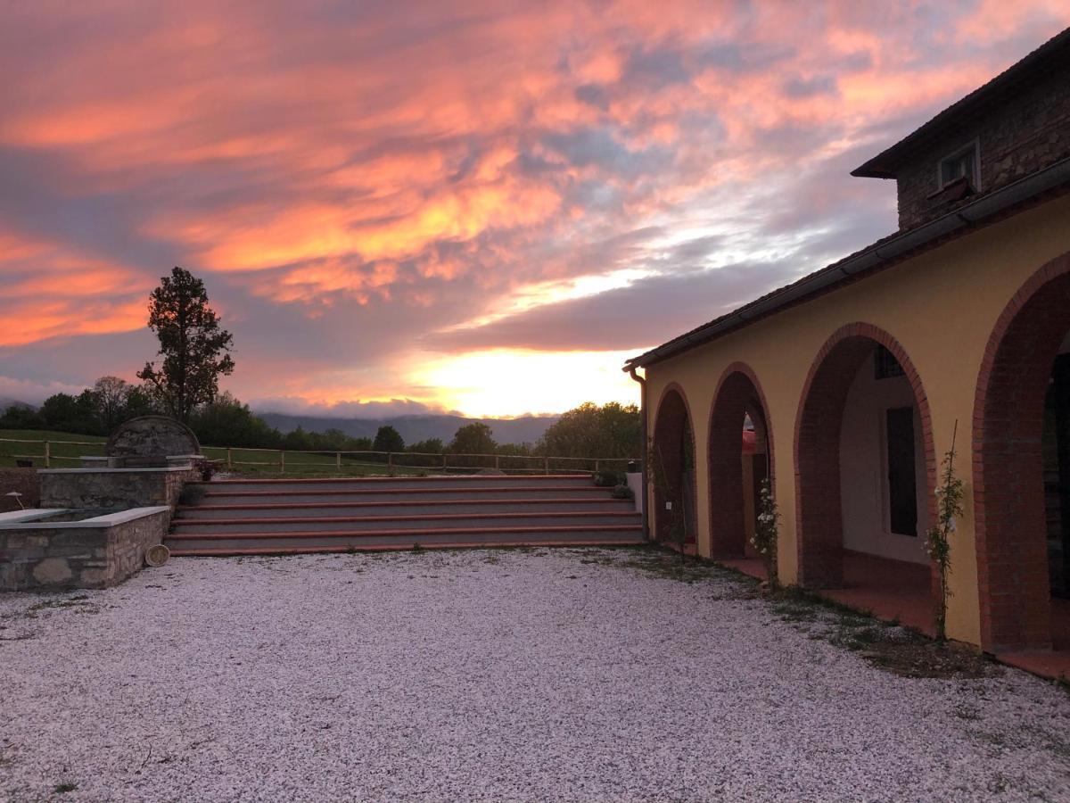 Podere Il Sasso บาร์เบริโน ดิ มูเจลโล ภายนอก รูปภาพ